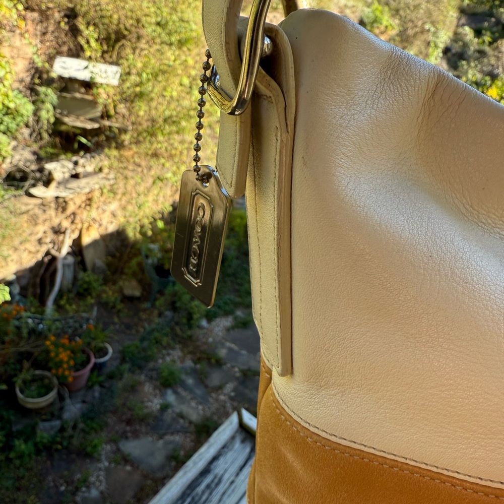 Coach Madison Leather Duffle Shoulder Bag 9173 🤎✨ - Picture 6 of 11
